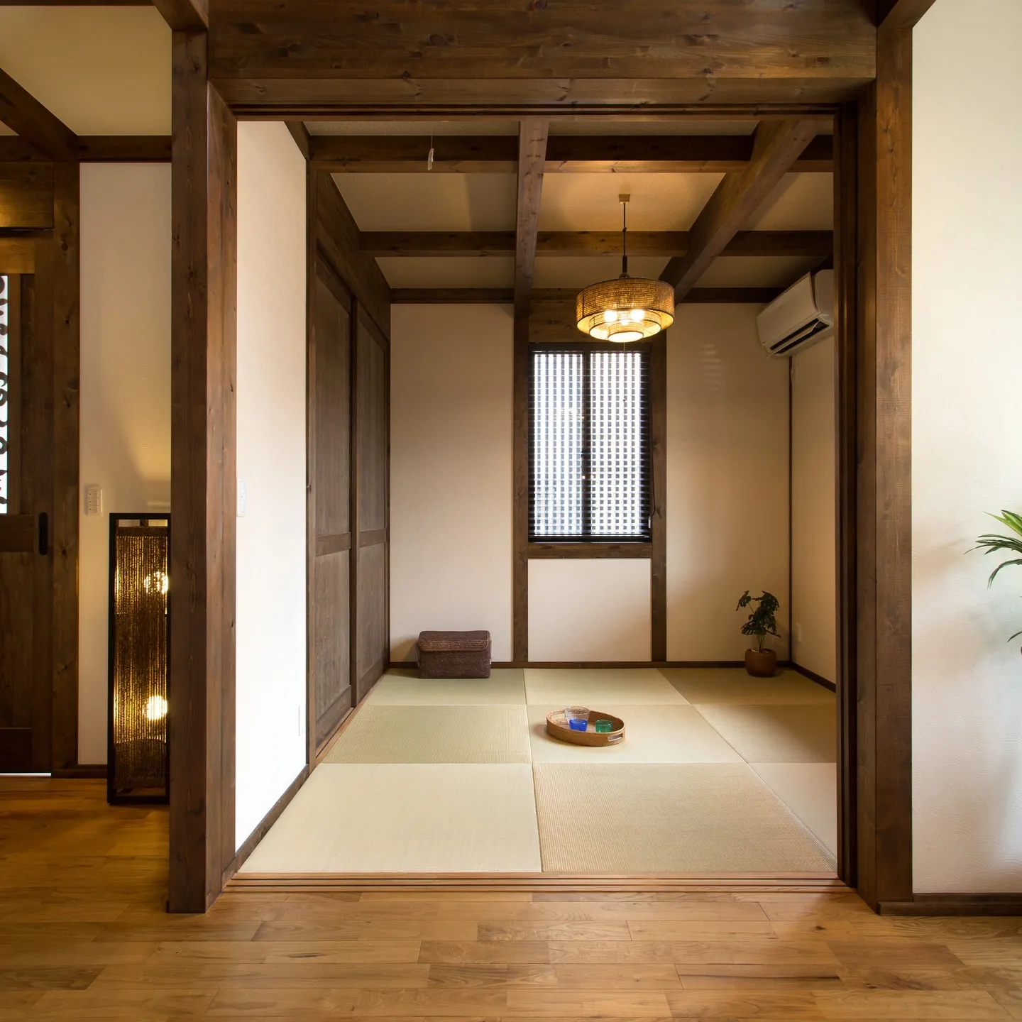 ＊洋の空間に溶け込む和室＊
